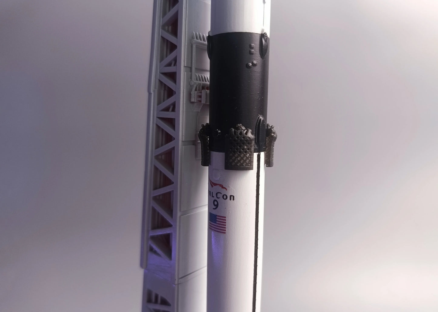 SpaceX Falcon 9 at Launch Pad model 1:200 (35 CM)